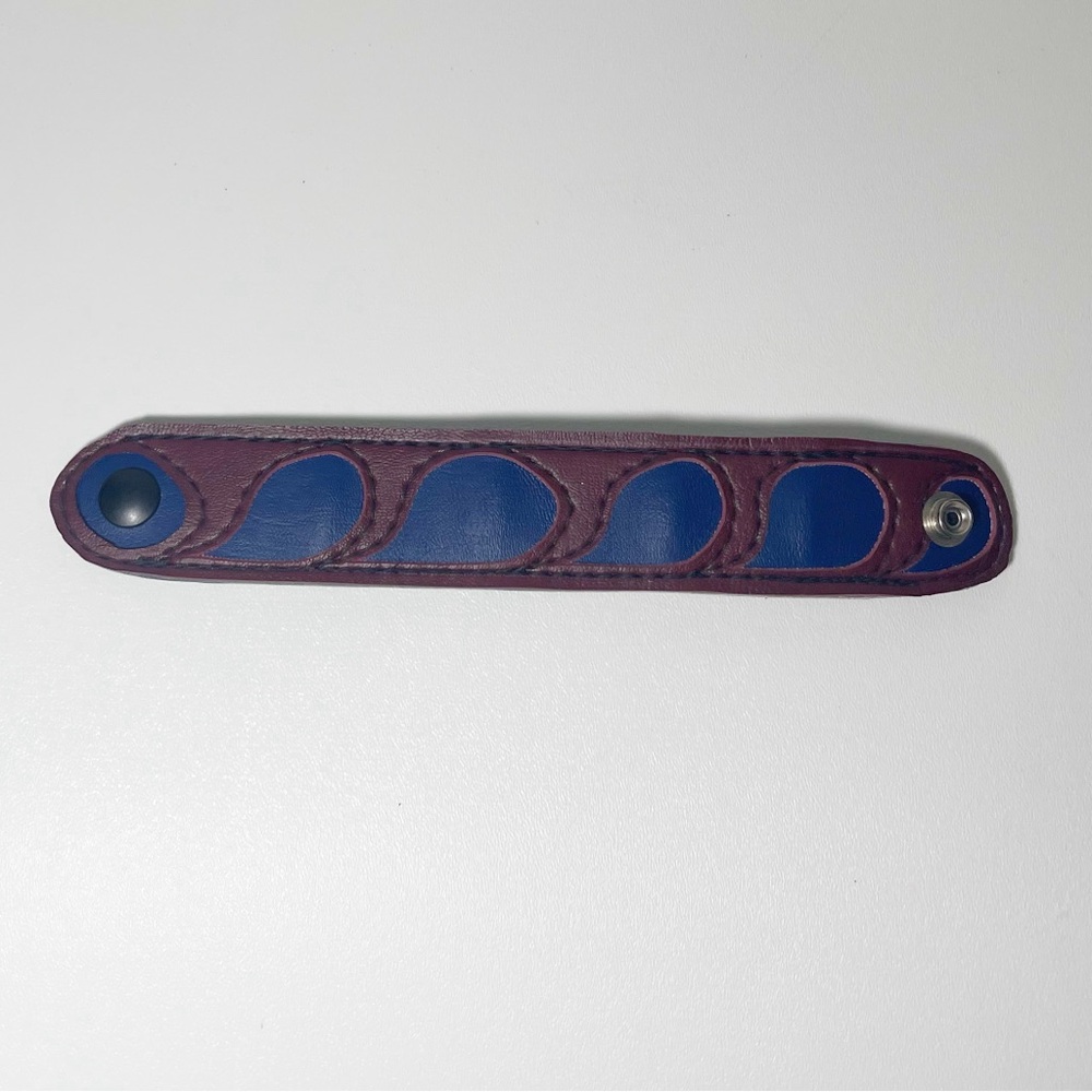 Handmade Vinyl Cuff - Picture 8 of 9